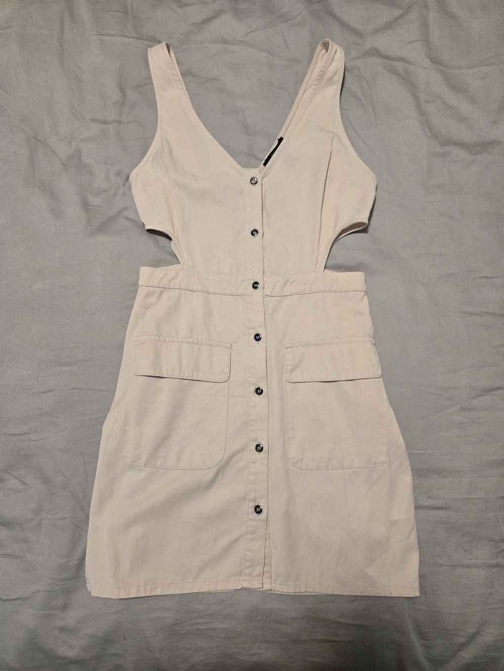 Forever 21 Cream Button-Front Cutout Pocket Dress